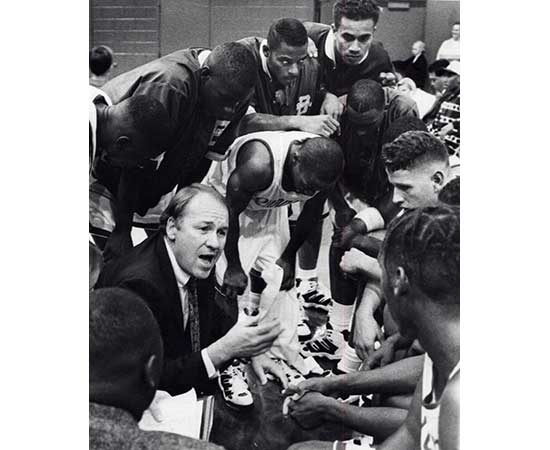 1992-1993: Men's basketball team