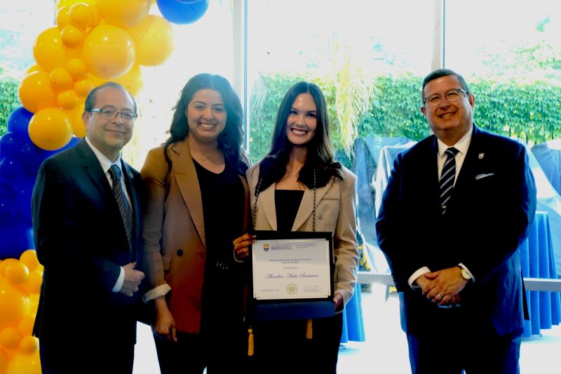 Alondra Avila Santana