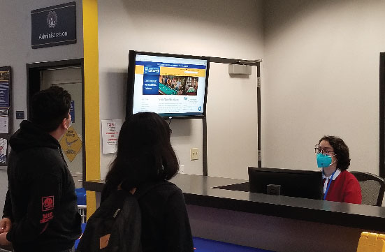 Information Desk and Info Specialist